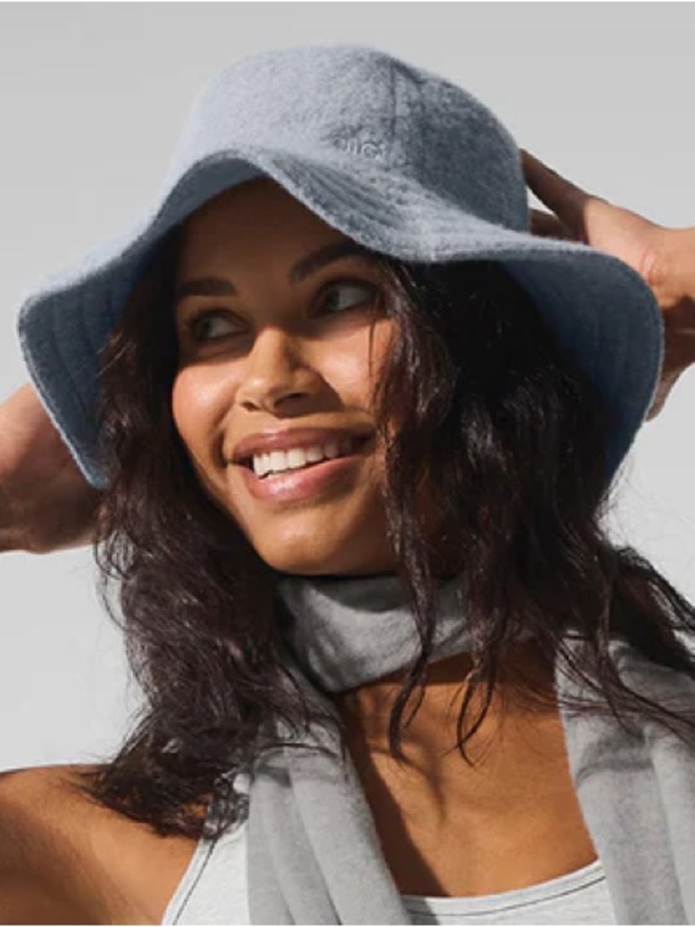 NWT Alo Yoga Merino Wool Bucket Hat Hazy Heather Grey
